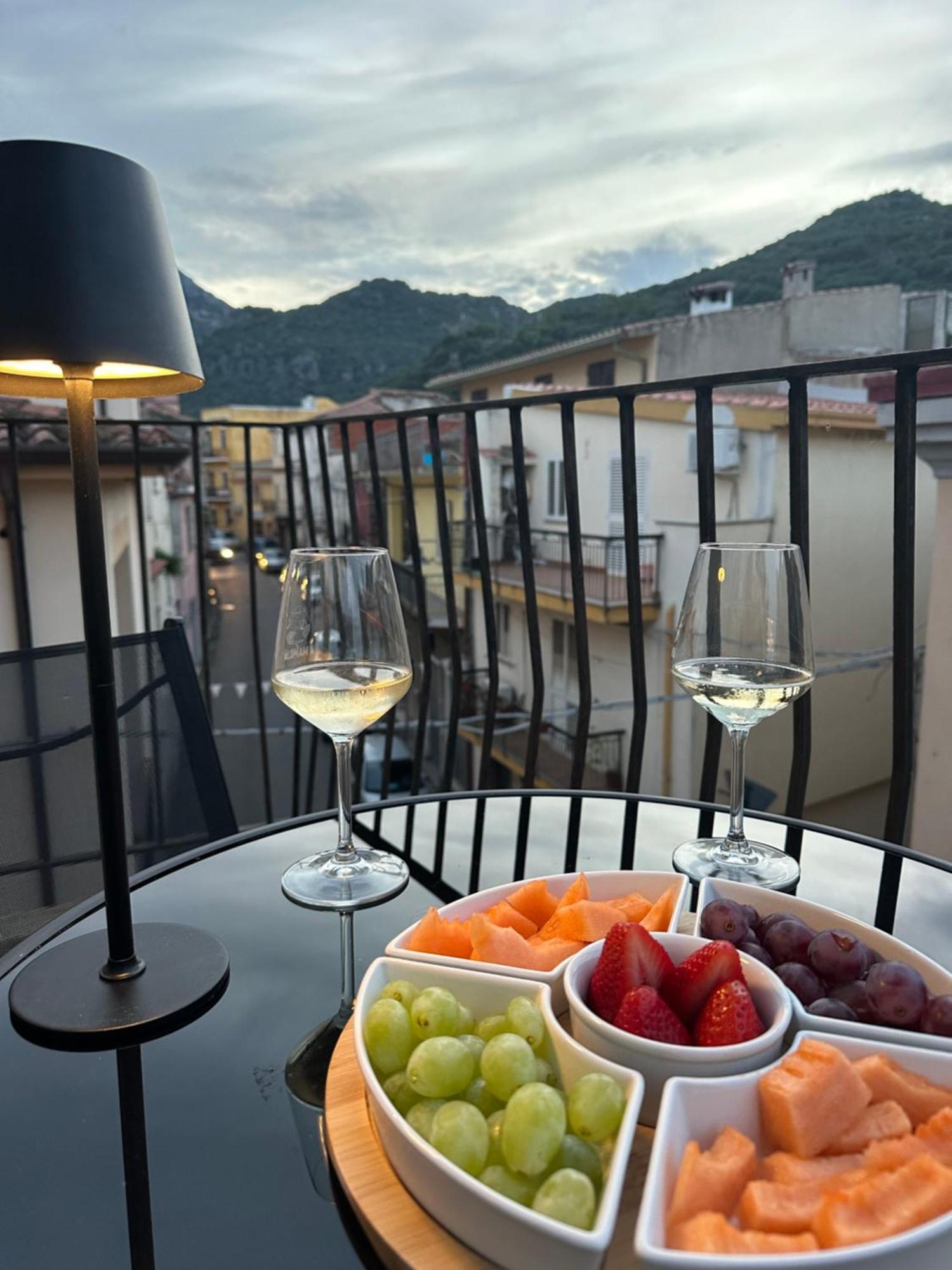 Appartamento Davide'S Sardinian Escape - Centro Storico-5Min Di Auto Dal Mare Siniscola Esterno foto