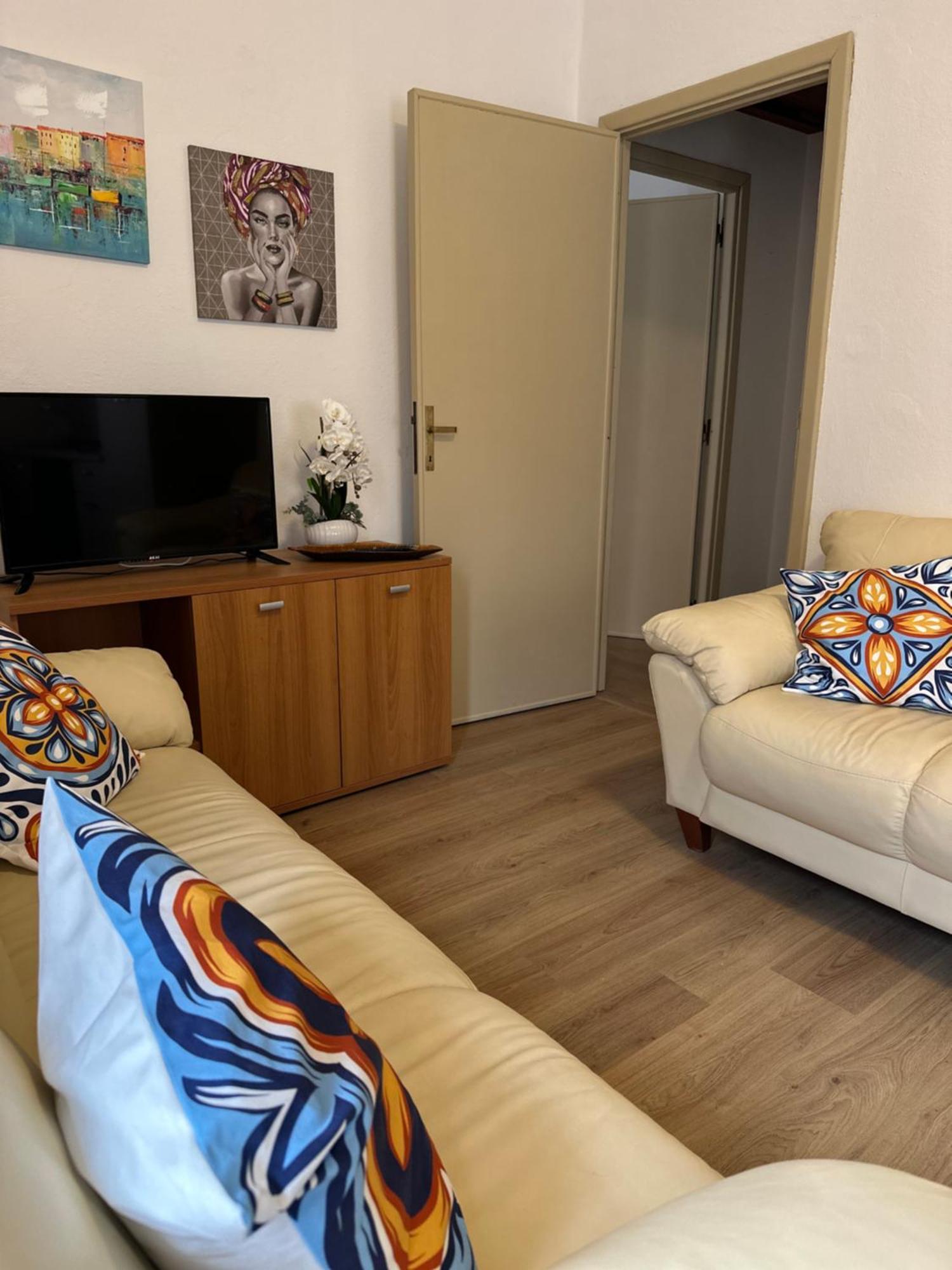 Appartamento Davide'S Sardinian Escape - Centro Storico-5Min Di Auto Dal Mare Siniscola Esterno foto